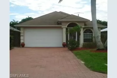 566 110th Ave N, Naples, FL 34108 - Photo 1