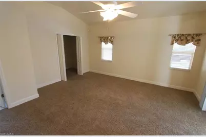 566 110th Ave N, Naples, FL 34108 - Photo 7