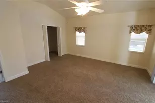 566 110th Ave N, Naples, FL 34108 - Photo 7