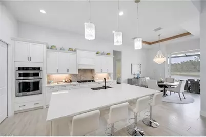 14338 Laguna Springs Ln, Naples, FL 34114 - Photo 13