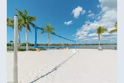 14338 Laguna Springs Ln, Naples, FL 34114 - Photo 47