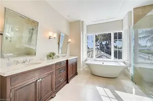 42 6th St S, Naples, FL 34102 - Photo 37