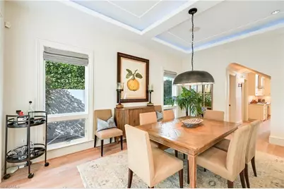 42 6th St S, Naples, FL 34102 - Photo 11