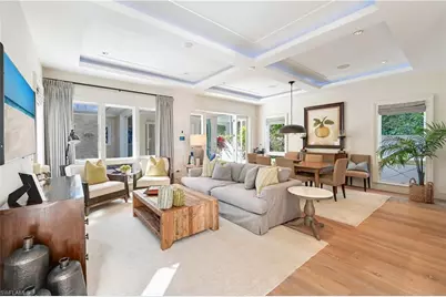 42 6th St S, Naples, FL 34102 - Photo 3
