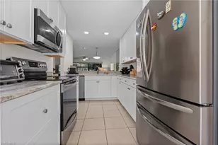732 Woodshire Ln, Naples, FL 34105 - Photo 17