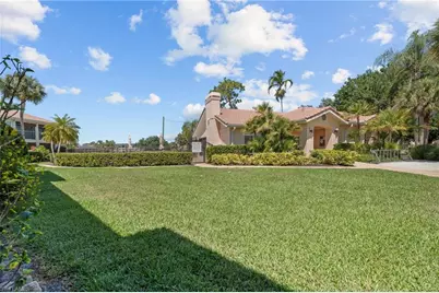 732 Woodshire Ln #I5, Naples, FL 34105 - Photo 21