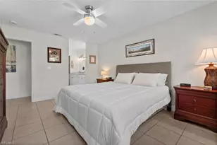 732 Woodshire Ln, Naples, FL 34105 - Photo 13