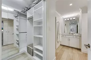 225 5th Ave S, Naples, FL 34102 - Photo 17