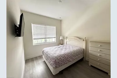 15901 Royal Pointe Ln #405, Fort Myers, FL 33908 - Photo 9