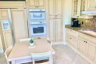 6597 Nicholas Blvd, Naples, FL 34108 - Photo 13