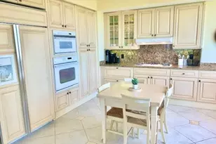 6597 Nicholas Blvd, Naples, FL 34108 - Photo 11