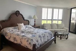 6001 Pelican Bay Blvd, Naples, FL 34108 - Photo 7