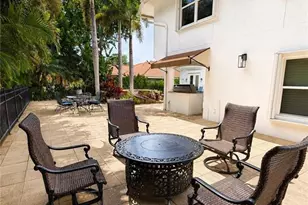 2056 Mission Dr, Naples, FL 34109 - Photo 39