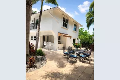 2056 Mission Dr, Naples, FL 34109 - Photo 37