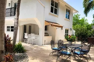 2056 Mission Dr, Naples, FL 34109 - Photo 37