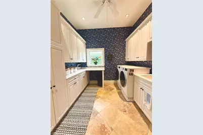2056 Mission Dr, Naples, FL 34109 - Photo 15