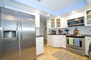 28076 Cavendish Ct, Bonita Springs, FL 34135 - Photo 9