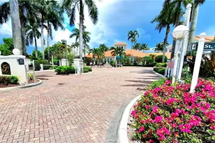 4645 St Croix Ln, Naples, FL 34109 - Photo 13