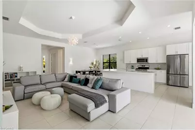 4715 Kensington Cir, Naples, FL 34119 - Photo 13