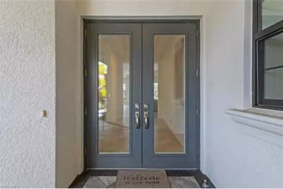 4715 Kensington Cir, Naples, FL 34119 - Photo 3