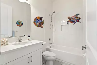 4715 Kensington Cir, Naples, FL 34119 - Photo 17