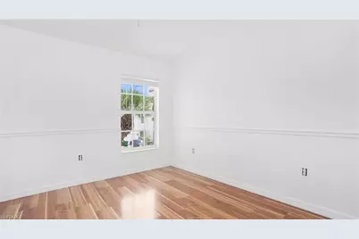 880 Hampton Cir, Naples, FL 34105 - Photo 25