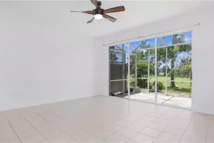 880 Hampton Cir, Naples, FL 34105 - Photo 9
