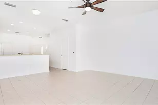 880 Hampton Cir, Naples, FL 34105 - Photo 13