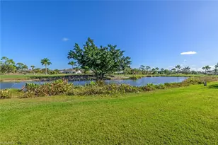 239 Torrey Pines Point, Naples, FL 34113 - Photo 3