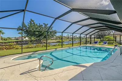 239 Torrey Pines Pt, Naples, FL 34113 - Photo 5