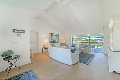 239 Torrey Pines Pt, Naples, FL 34113 - Photo 11