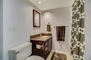 124 Cypress Way E, Naples, FL 34110 - Photo 17