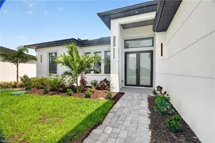 210 Pembroke St, Lehigh Acres, FL 33974 - Photo 3