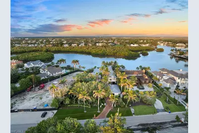 3675 Gordon Dr, Naples, FL 34102 - Photo 43