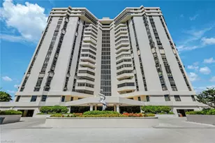 6001 Pelican Bay Blvd, Naples, FL 34108 - Photo 25
