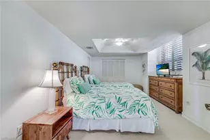 6001 Pelican Bay Blvd, Naples, FL 34108 - Photo 21