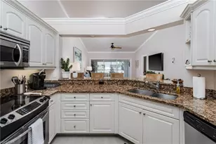 7046 Barrington Cir, Naples, FL 34108 - Photo 13