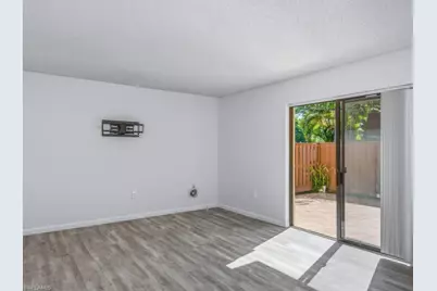 5247 Cedarbend Dr #2, Fort Myers, FL 33919 - Photo 7