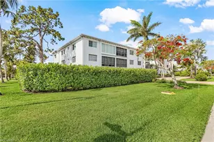 280 2nd Ave S, Naples, FL 34102 - Photo 3