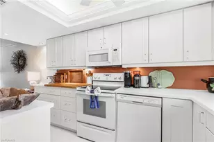 280 2nd Ave S, Naples, FL 34102 - Photo 7