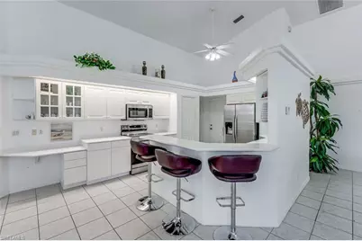 3712 SE 17th Pl, Cape Coral, FL 33904 - Photo 9