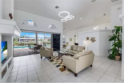 3712 SE 17th Pl, Cape Coral, FL 33904 - Photo 7