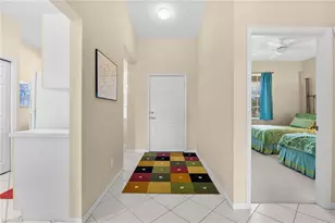2345 Carrington Ct, Naples, FL 34109 - Photo 5