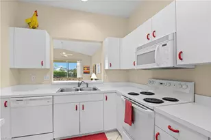 2345 Carrington Ct, Naples, FL 34109 - Photo 9