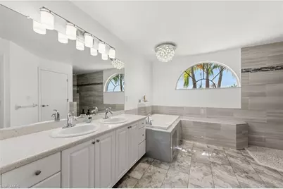 3410 Country Club Blvd, Cape Coral, FL 33904 - Photo 23
