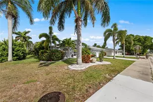 3410 Country Club Blvd, Cape Coral, FL 33904 - Photo 41