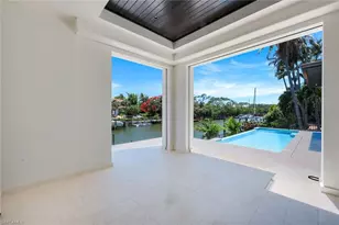 1690 Chesapeake Ave, Naples, FL 34102 - Photo 29