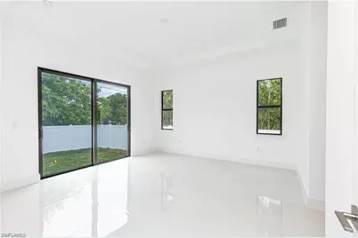 3098 Pine Tree Dr, Naples, FL 34112 - Photo 9
