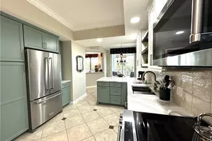 325 Dunes Blvd, Naples, FL 34110 - Photo 9