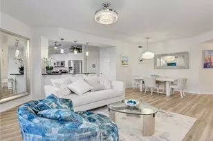 400 Flagship Dr, Naples, FL 34108 - Photo 9